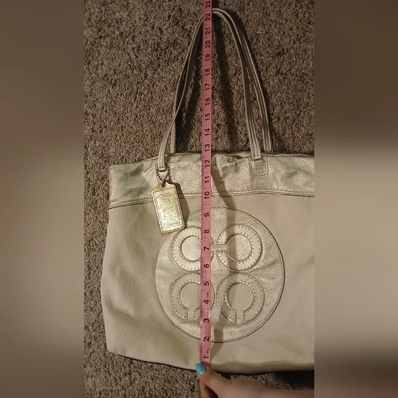 Coach Julia Perry Op Art Tote Ivory Shimmer Canvas Metallic Leather Bag EUC Rare - Picture 13 of 14